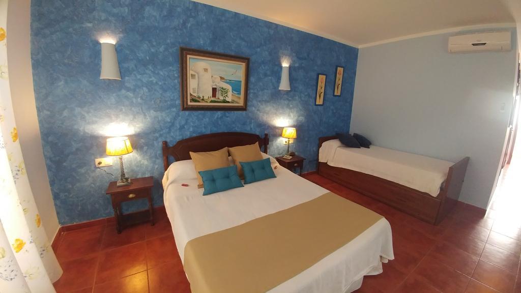 Hotel Las Calas Agua Amarga  Exterior photo