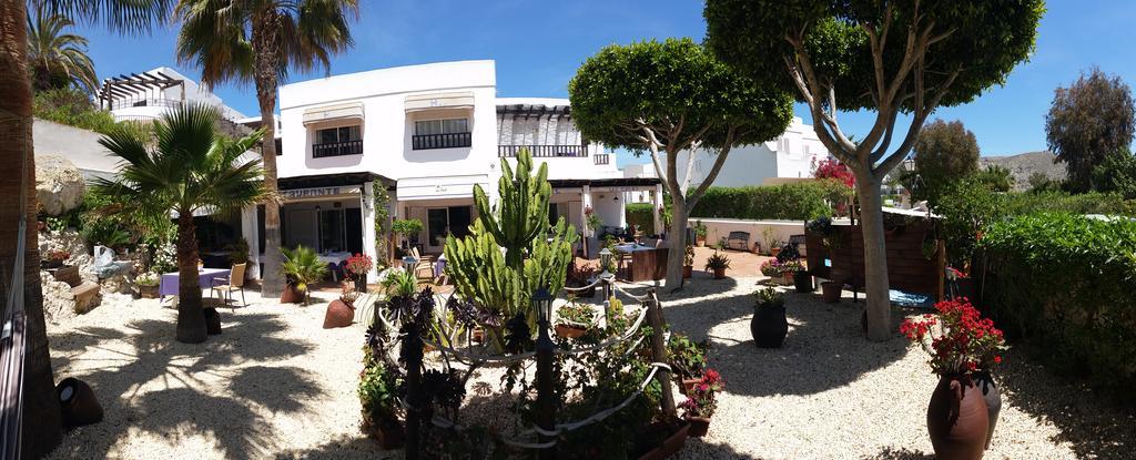 Hotel Las Calas Agua Amarga  Exterior photo