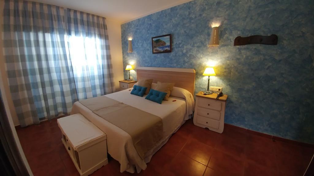 Hotel Las Calas Agua Amarga  Exterior photo
