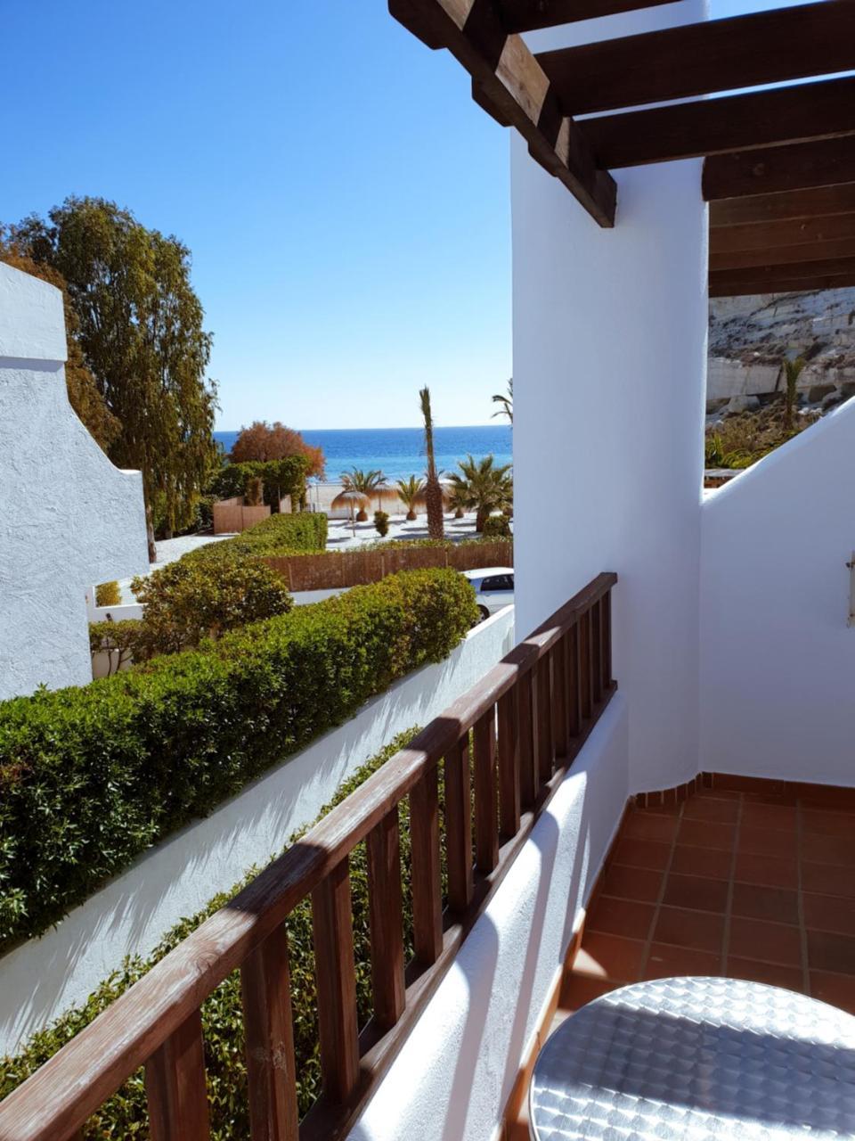 Hotel Las Calas Agua Amarga  Exterior photo