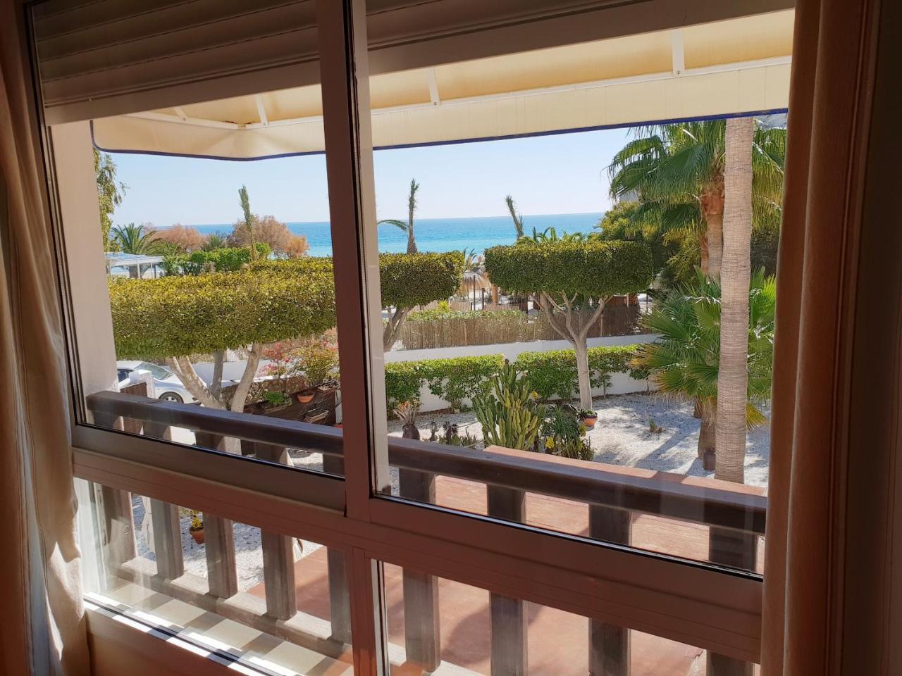 Hotel Las Calas Agua Amarga  Exterior photo