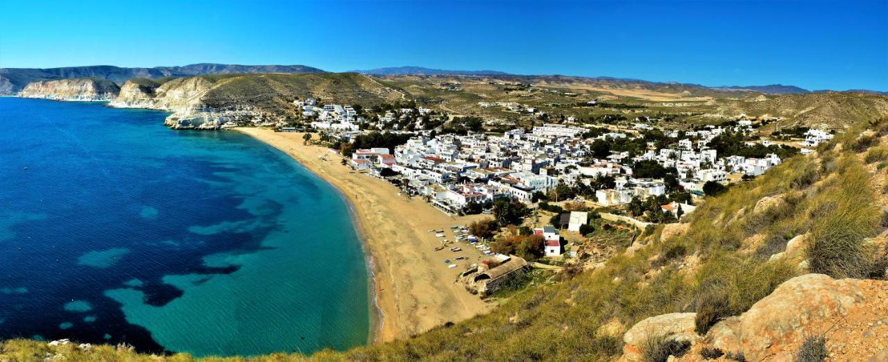 Hotel Las Calas Agua Amarga  Exterior photo